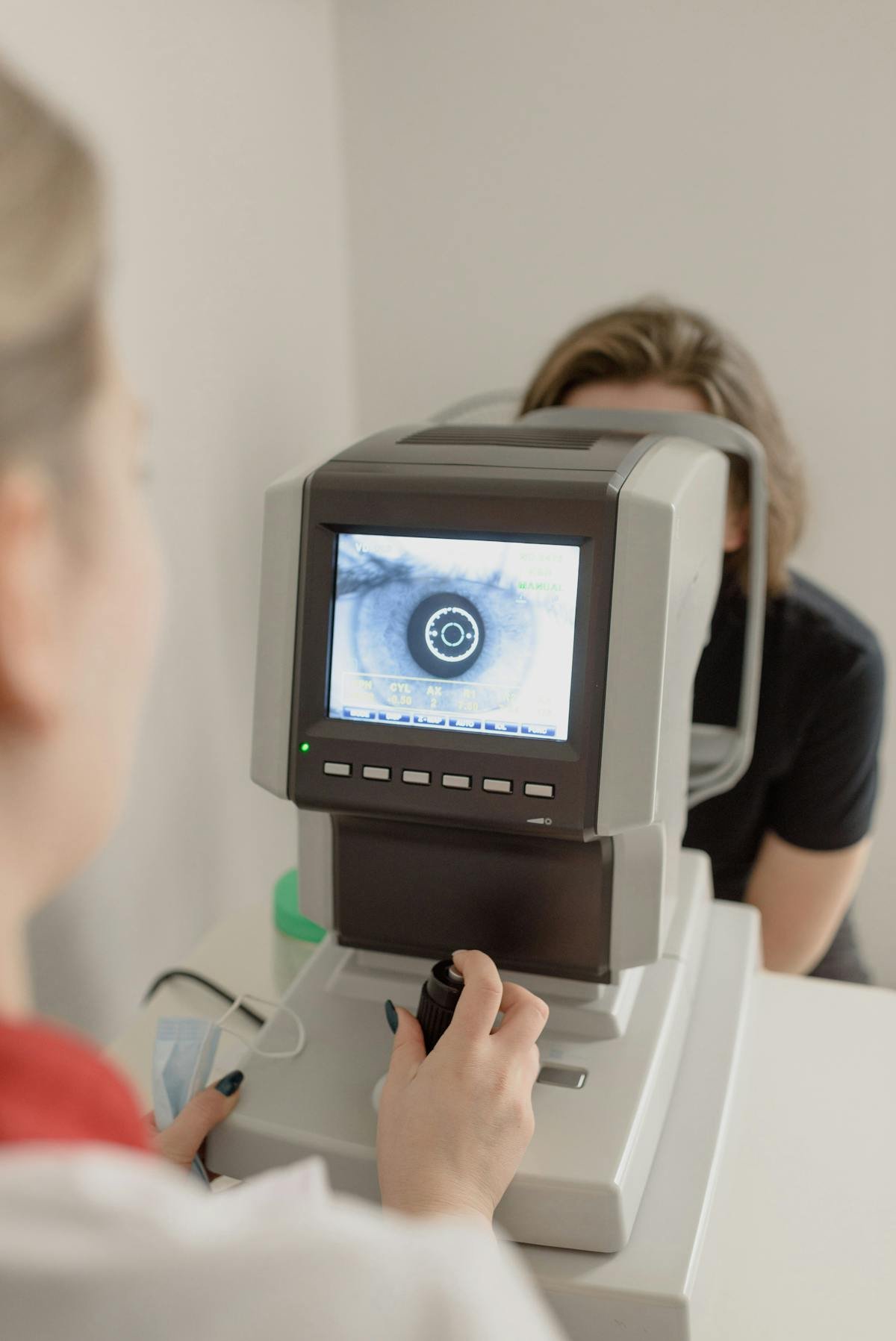 How to Build a Patient Recall System That Actually Works for Your Optician Practice