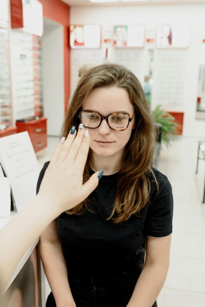 The Optometrist-to-Dispensing-Optician Handover: How UK Independent Practices Can Stop Losing Sales Between the Test Room and the Dispense Desk