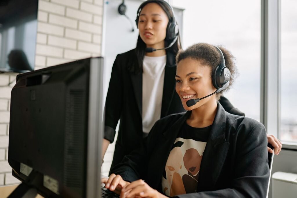 Onboarding and Support in UK Optician Practice Management Software: How to Compare Vendors Before You Sign in 2026